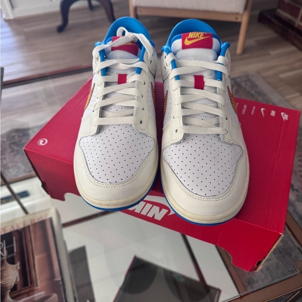 Nike Dunk Low Pop Art - Picture 2 of 5